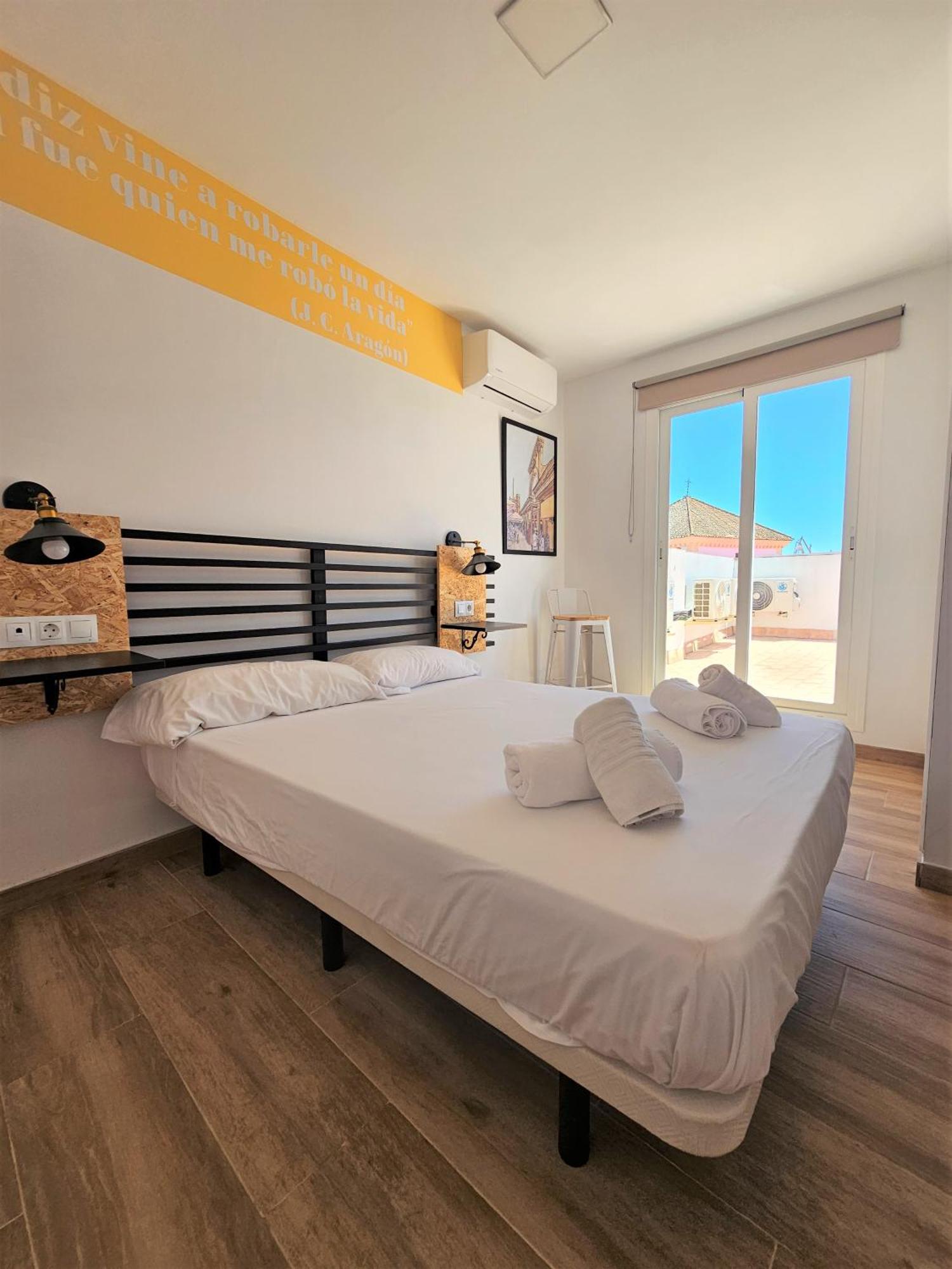 Planeta Cádiz Apartaments Esterno foto