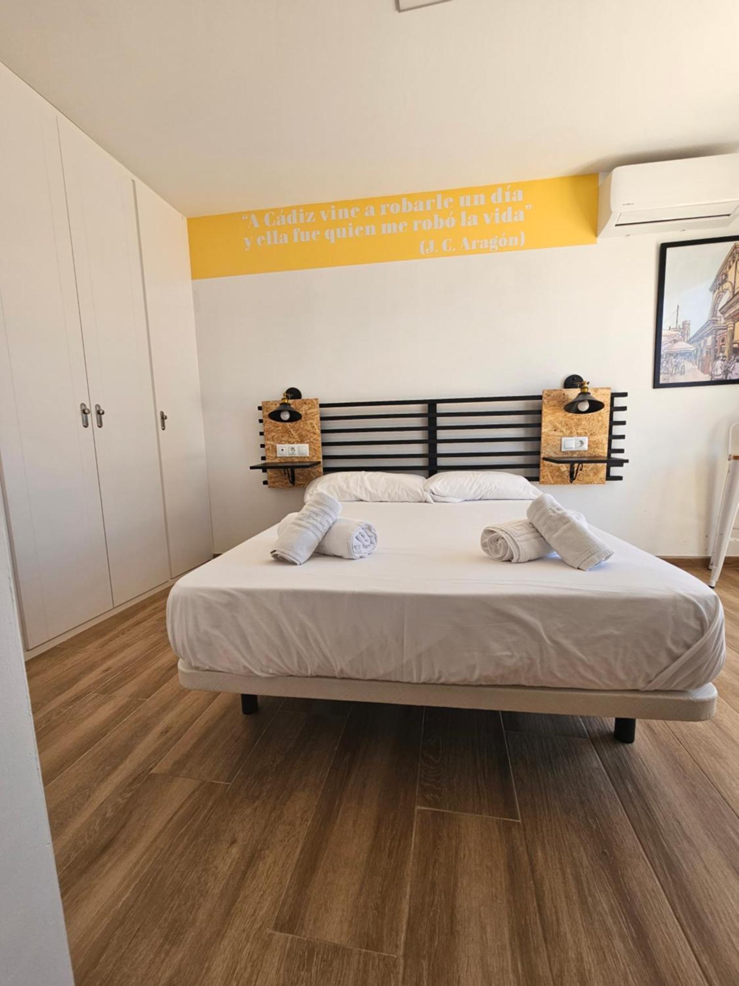 Planeta Cádiz Apartaments Esterno foto